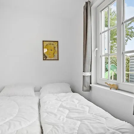 Tatil Evi Front In Sjolund